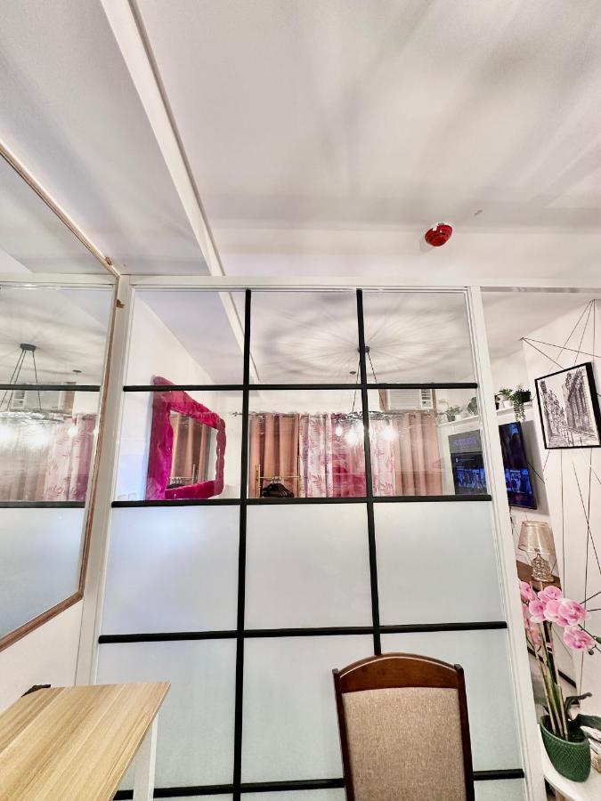 Aesthetic One Bedroom Beside Sm W Pool, Wifi And Netflix Cagayan de Oro Esterno foto