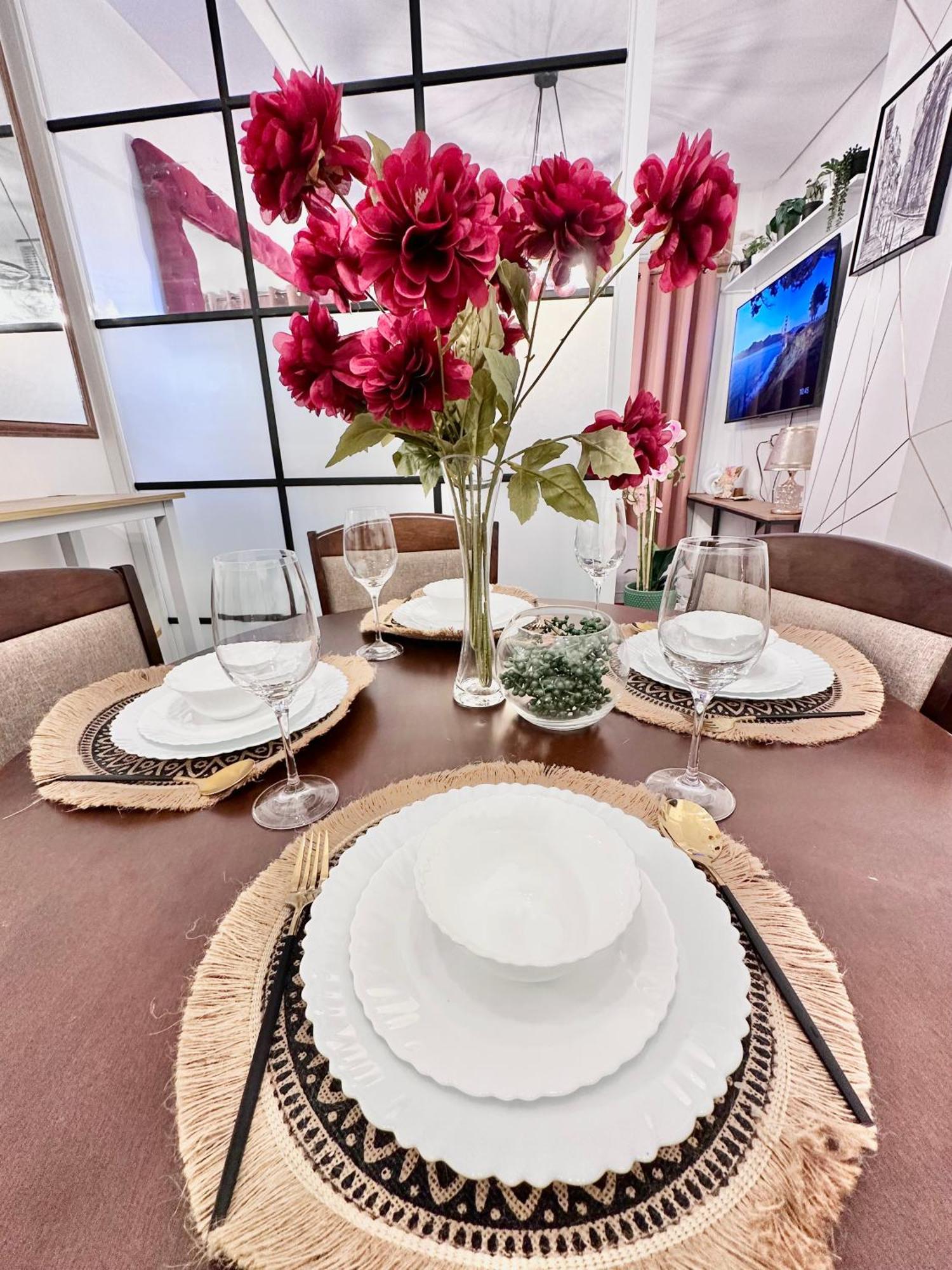 Aesthetic One Bedroom Beside Sm W Pool, Wifi And Netflix Cagayan de Oro Esterno foto