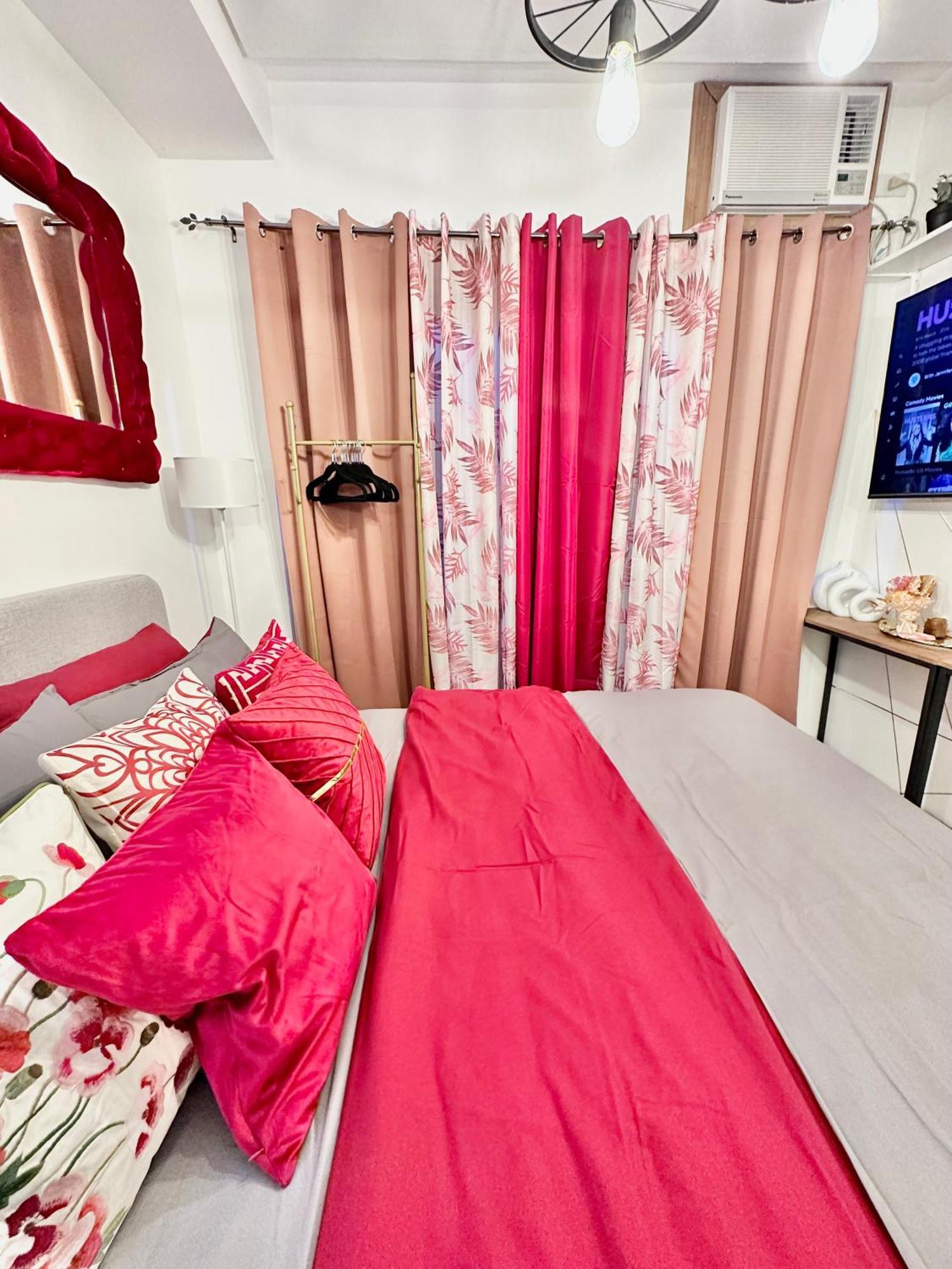 Aesthetic One Bedroom Beside Sm W Pool, Wifi And Netflix Cagayan de Oro Esterno foto